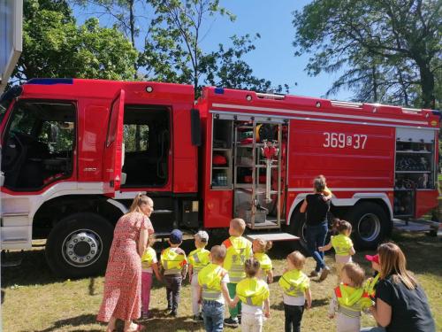 444202064 424726750310585 267882236831258381 n