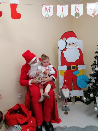 469010948 560401460076446 3079099971076380223 n