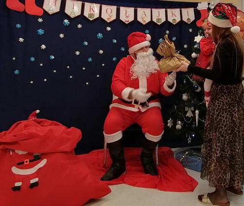 594703876 837536672362922 4964277007674889298 n